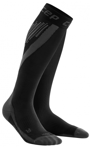 CEP Nighttech Run Compression Socks Damen Schwarz/Schwarz